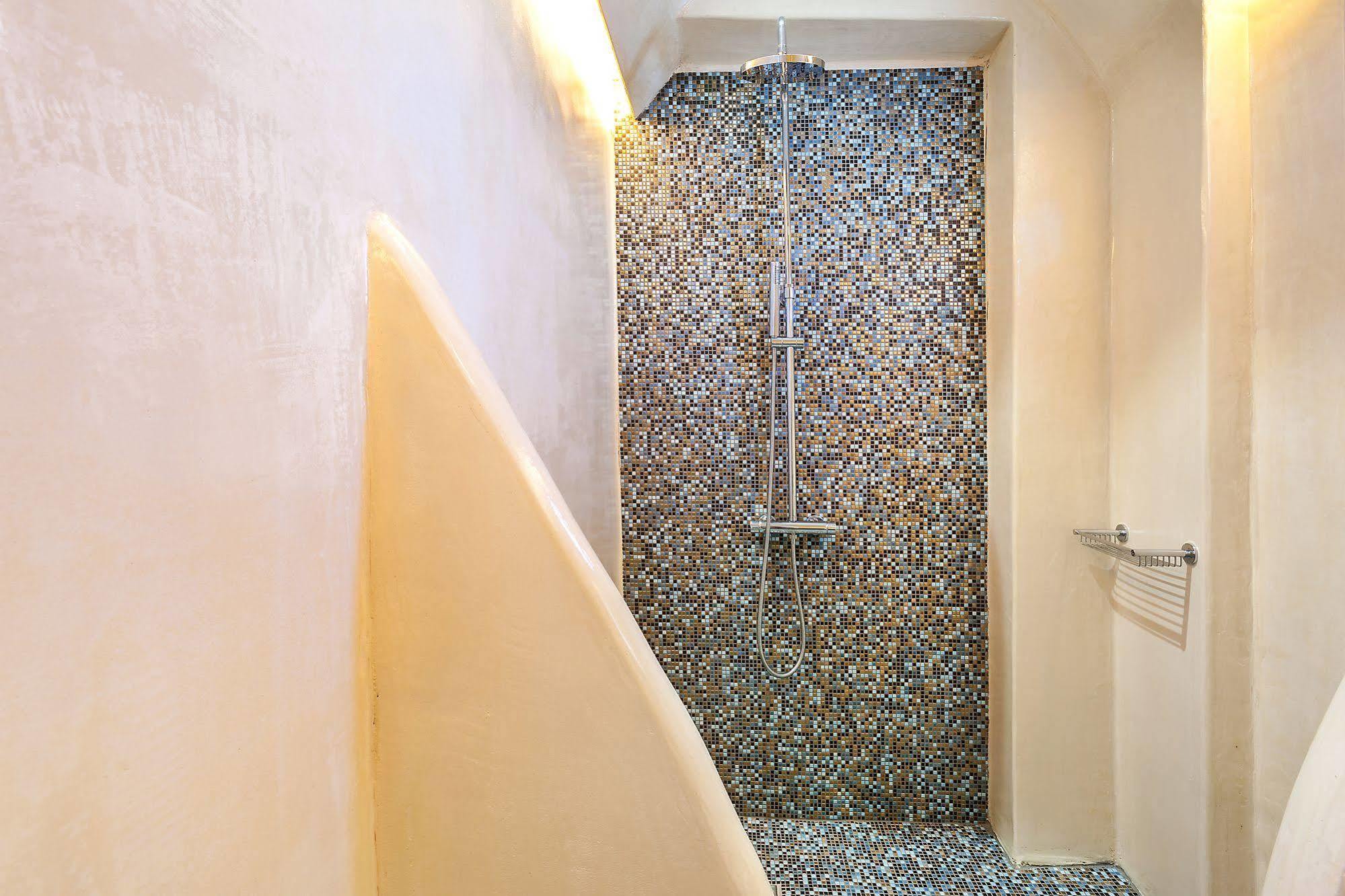 Santorini Secret Premium 4* Oia